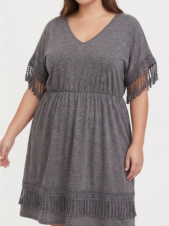 BloomChic Dresses & Skirts - BloomChic Gray Crochet Fringe Midi Dress Plus 22-24 US Boho Chic Casual Knit